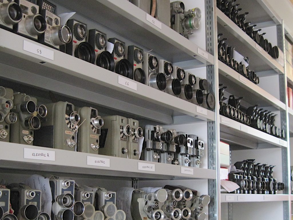 Archiv: Filmkameras im Eumig Museum, Wiener Neudorf